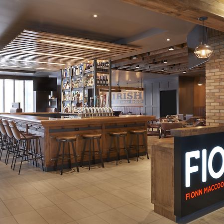 Four Points By Sheraton Toronto Airport East Extérieur photo