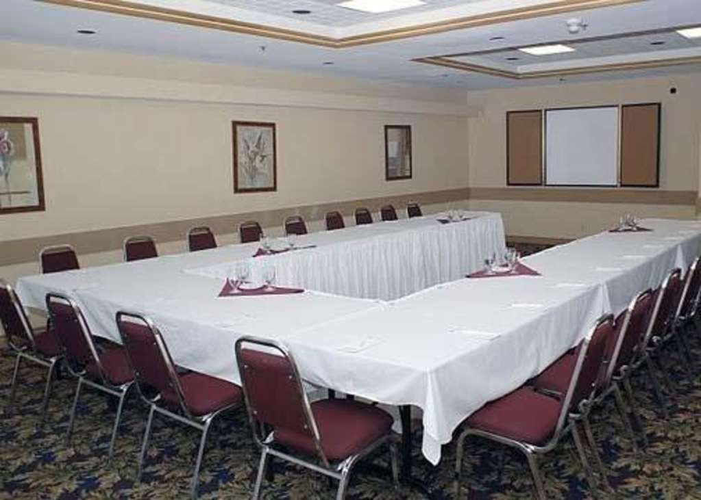 Four Points By Sheraton Toronto Airport East Facilités photo