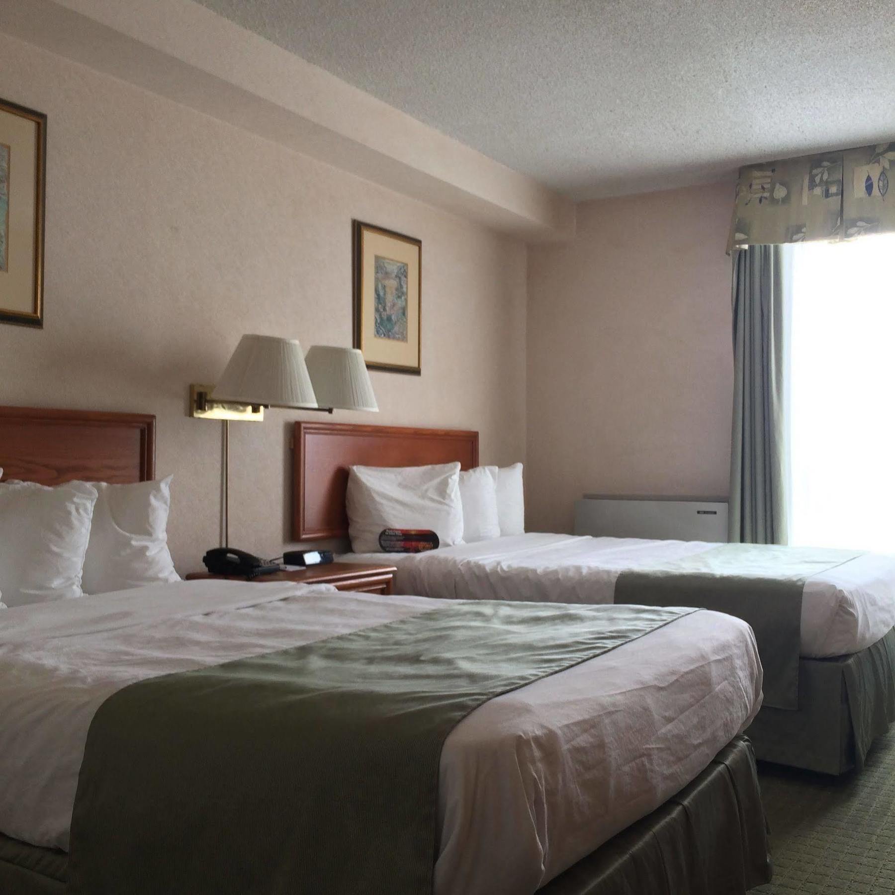 Four Points By Sheraton Toronto Airport East Extérieur photo