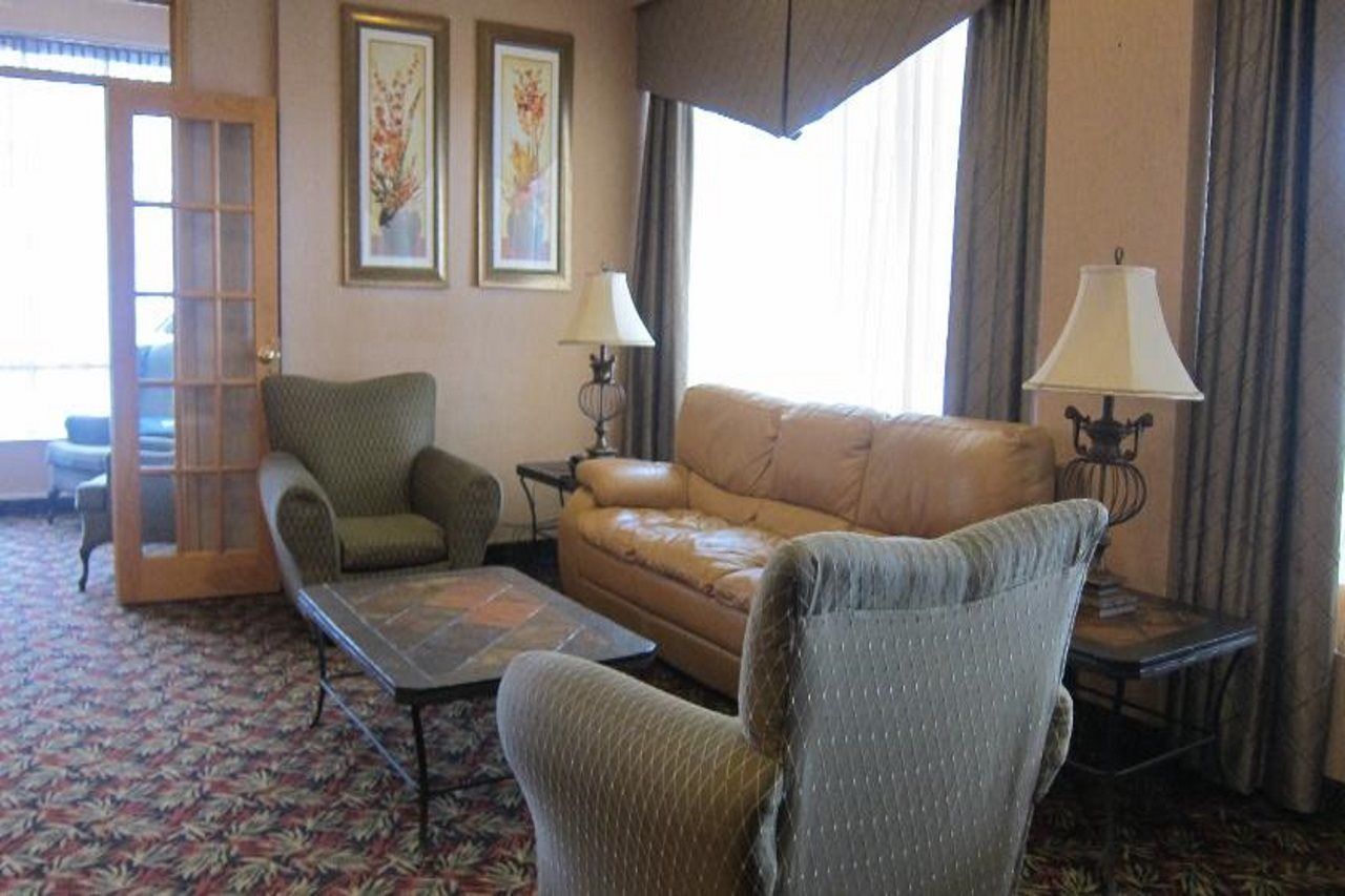 Four Points By Sheraton Toronto Airport East Extérieur photo